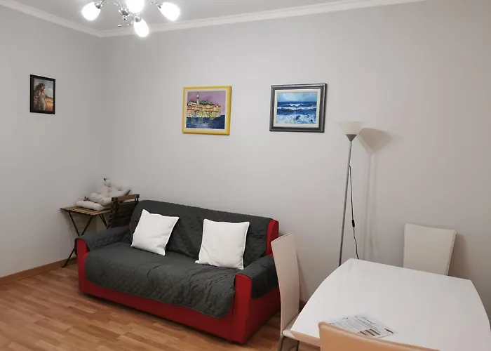 Perfect Apartment For Centre And Miramare
